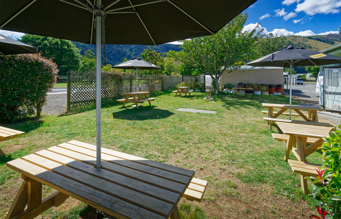 Tapawera beer garden, enjoy relaxing outside